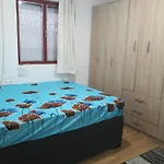 Lush Garden Close To Airport With Hi-speed Wifi Villa Podgorica