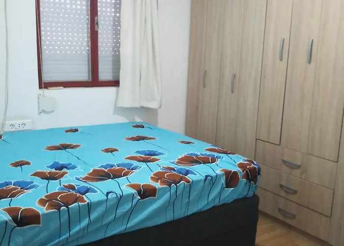 Lush Garden Close To Airport With Hi-speed Wifi Vila Podgorica